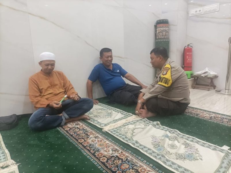 Hadir Untuk Masyarakat, Bhabinkamtibmas Tabaringan rutin Sambangi Warga