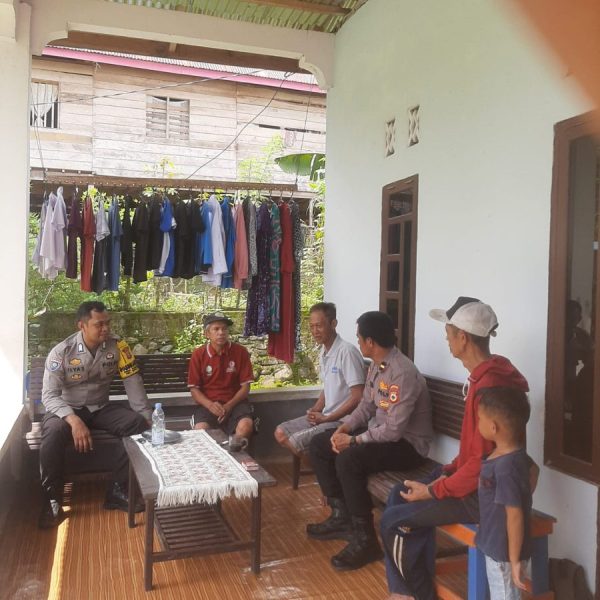Patroli dan Dialog Intensif, Upaya Polisi Jaga Kondusivitas di Pitu Riawa Jelang Pilkada
