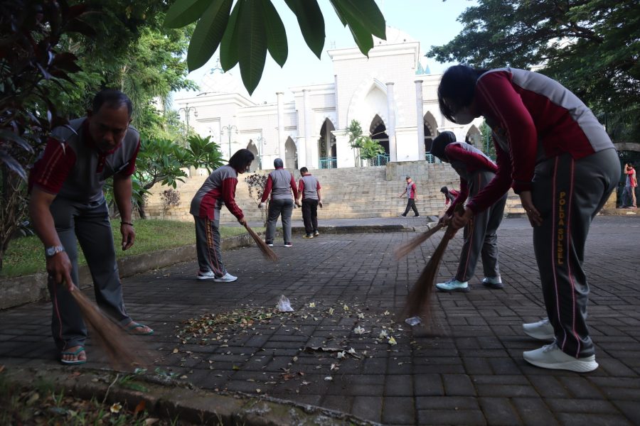Sambut Hari Bhayangkara ke-78, Polrestabes Makassar Gelar Bakti Religi