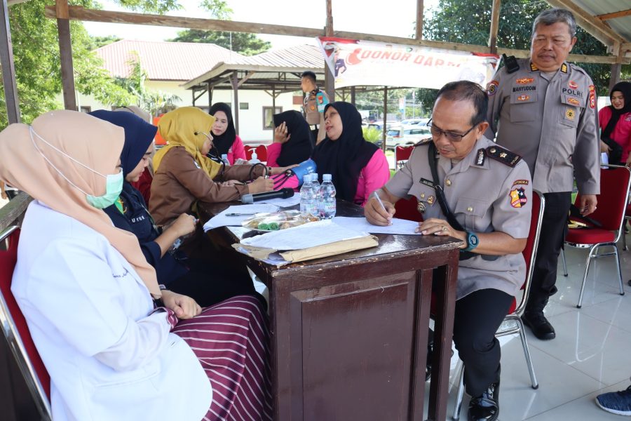 *Dalam Rangka HUT Bhayangkara Ke – 78, Polres Jeneponto Gelar Donor Sebagai Upaya Bantu Sesama Yang Membutuhkan*