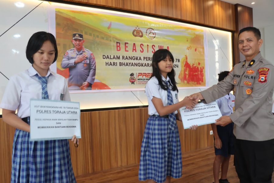 *Lima Pelajar di Toraja Utara, Raih Beasiswa dalam Rangka Hari Bhayangkara ke-78*