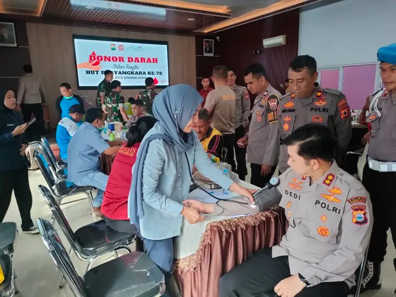 Polres Enrekang Laksanakan Donor Darah Dalam Rangka HUT Bhayangkara Ke-78