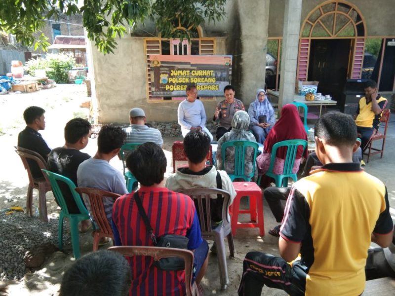 Jumat Curhat Di Jalan Manunggal, Kapolsek Soreang Jelaskan Cara Sederhana Jaga Kamtibmas