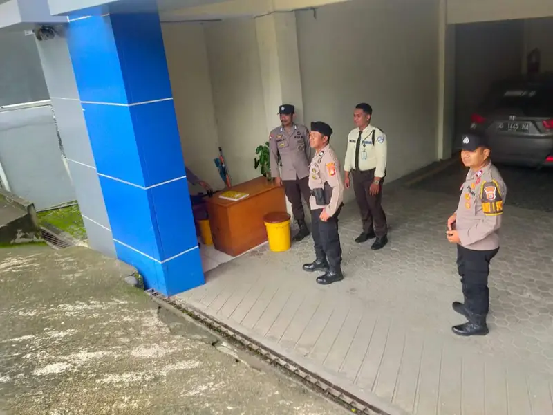 Cooling System Jelang Pilkada, Polsek Enrekang rutin gelar Patroli dialogis Ciptakan Kamtibmas Kondusif