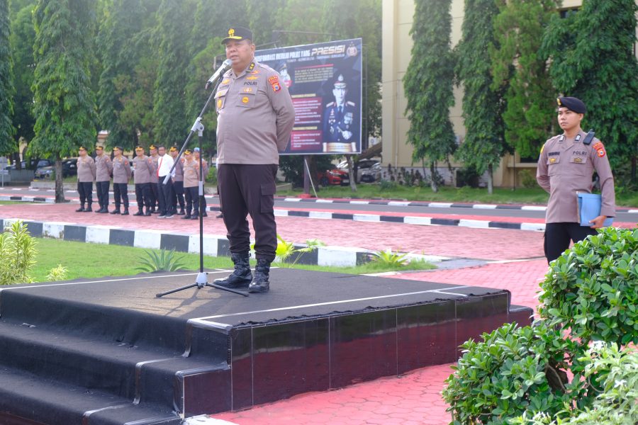 *Wakapolda Sulsel Pimpin Apel Pagi Personel Polda Sulsel*