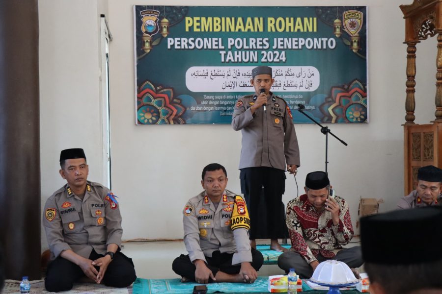 *Kapolres Jeneponto AKBP WIDI SETIAWAN, S.IK, M.IK Bersama Personel Laksanakan Bintohtal di Masjid Nur Asy – Syurthi*