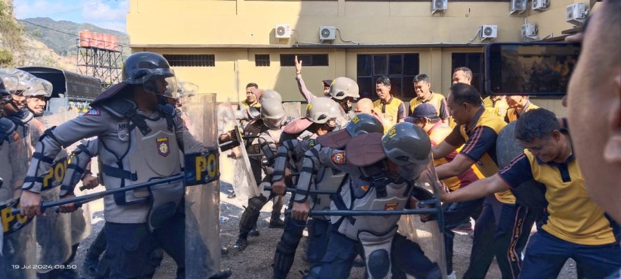 Polres Soppeng melaksanakan latihan Dalmas dalam rangka menjelang Pilkada 2024