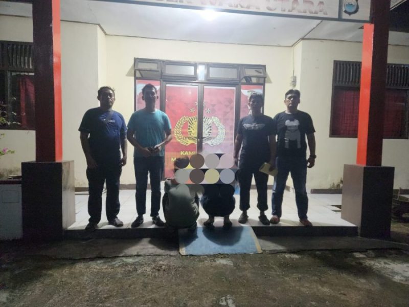 Unit Reskrim Polsek Wara Utara Polres Palopo mengamankan dua pria yang melakukan penganiayaan di depan RS Mujaisyah, Kota Palopo