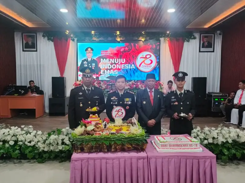 Puncak Acara Hari Bhayangkara Ke 78, Kapolres Enrekang Gelar Acara Syukuran