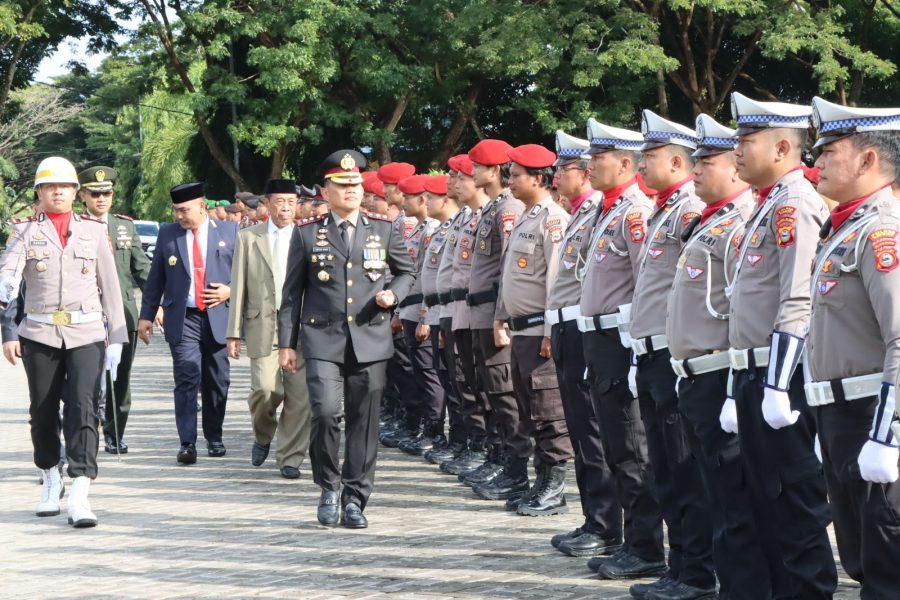 Kapolres Sidrap Pimpin Upacara Hari Ulang Tahun Bhayangkara ke-78 di Lapangan SKPD