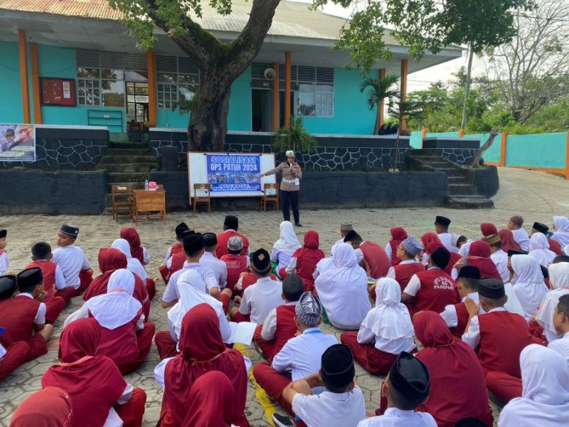 Ops Patuh Pallawa 2024, Sat Lantas Polres Parepare Bekali Siswa Baru SMP MTs Dengan Edukasi Berlalu Lintas