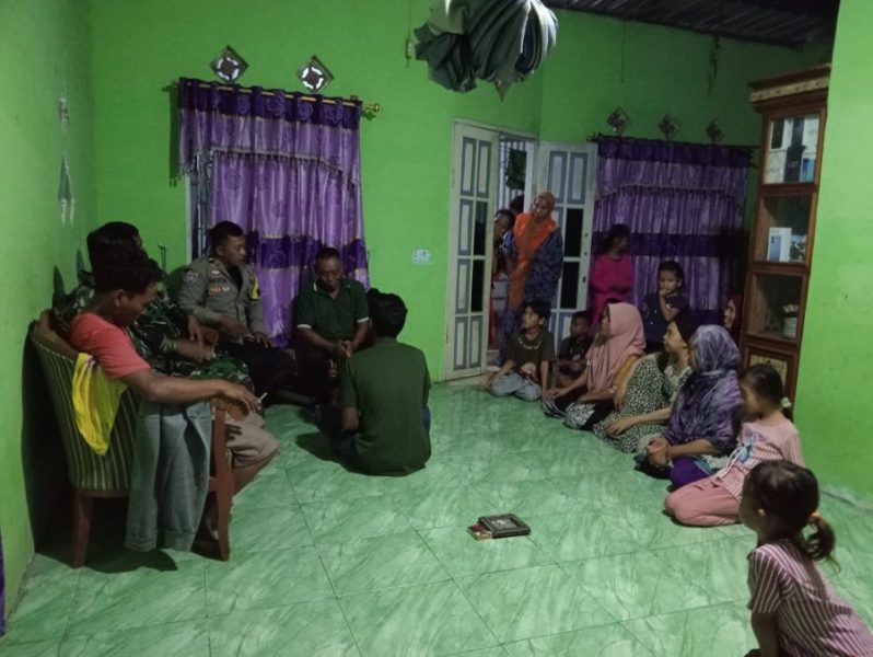 Perihal: Silaturahmi Bhabinkamtibmas ke Rumah kediaman iman desa Mattiro bulu pulau karanrang kecamatan tupabbiring Utara kab.pangkep