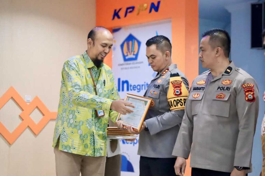 Polres Sidrap Raih Penghargaan Peringkat 1, Satker Dengan Nilai 100 Dari KPPN Parepare