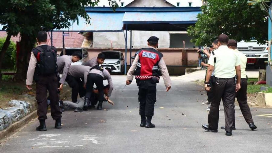 Polres Palopo gelar simulasi tanggap darurat, Kamis 25 Juli 2024.Simulasi ini berlangsung di PT PLN (Persero) UP3 Palopo
