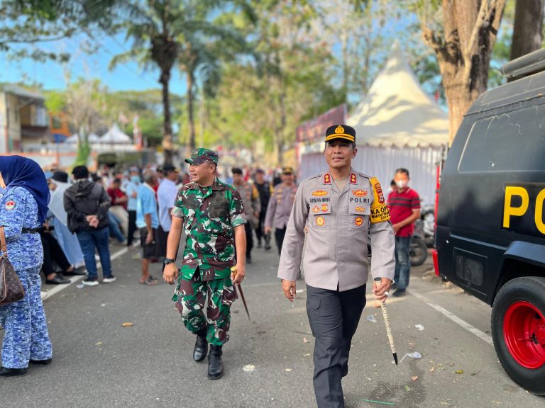 Pendaftaran Bakal Paslon Walikota / Wakil Walikota Berjalan Aman, Kapolres Parepare Apresiasi Personil Pengamanan Gabungan