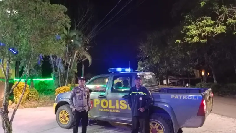 Personil Polsek Maiwa Laksanakan Patroli Blue Light Antisipasi Gangguan Kamtibmas Dan C3