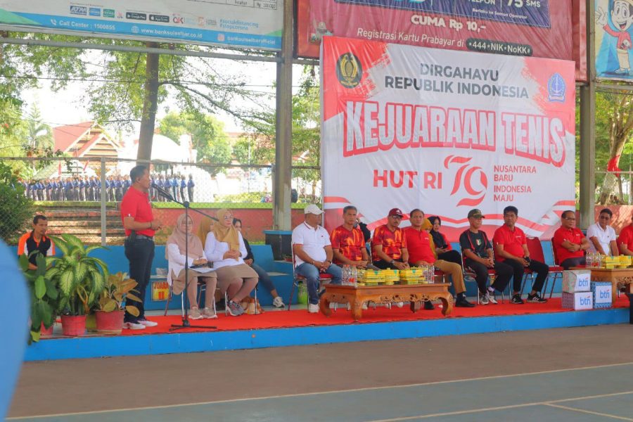 Dalam Rangka HUT RI Ke-79, AKBP Erwin Syah Buka Kejuaraan Tenis Lapangan Beregu Putra