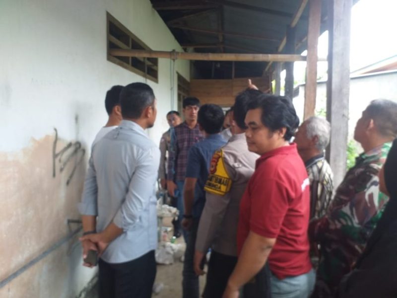 Warga Jl. A. Mappayuki Kel. Luminda Kec. Wara Utara Kota Palopo dikagetkan dengan suara minta tolong dari salah satu rumah warga