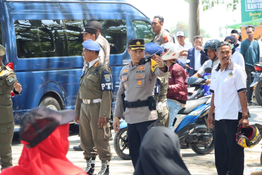 Sebanyak 106 personil dari Polres Bantaeng diterjunkan untuk mengamankan proses tahapan Pemilihan Kepala Daerah