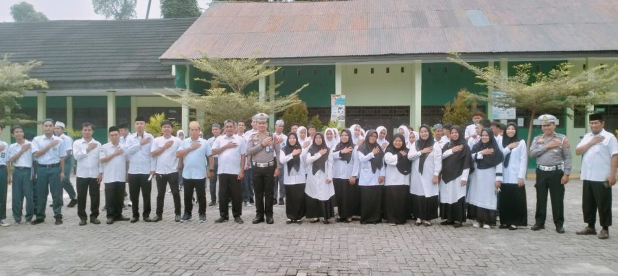 Dukung Generasi Muda Bertanggung Jawab, Polres Luwu Utara Sosialisasi di MAN Luwu Utara