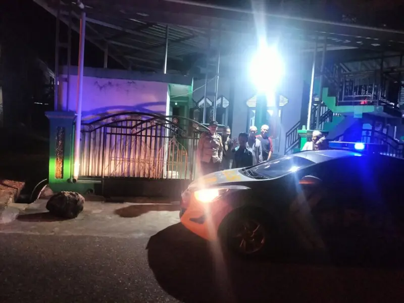 Jaminkan Keamanan Malam Enrekang, Patroli Blue Light Polsek Enrekang Pantau Wilayah Enrekang