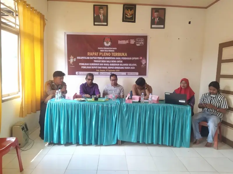 Bhabinkamtibmas Polsek Anggeraja Hadiri Giat Rapat Pleno DPSHP Tingkat Desa Dalam Rangka Pilkada Serentak 2024