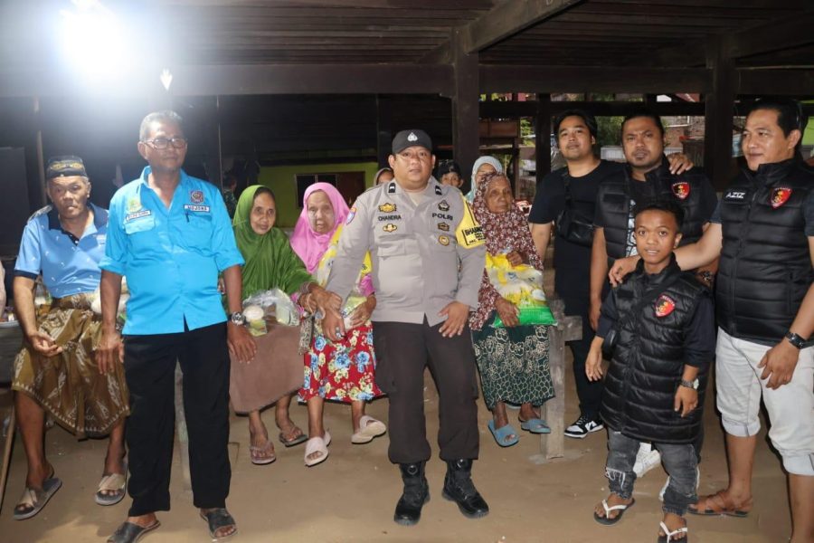 Rutinitas Sat Reskrim Polres Sidrap Tebar Kepedulian di Hari Jumat