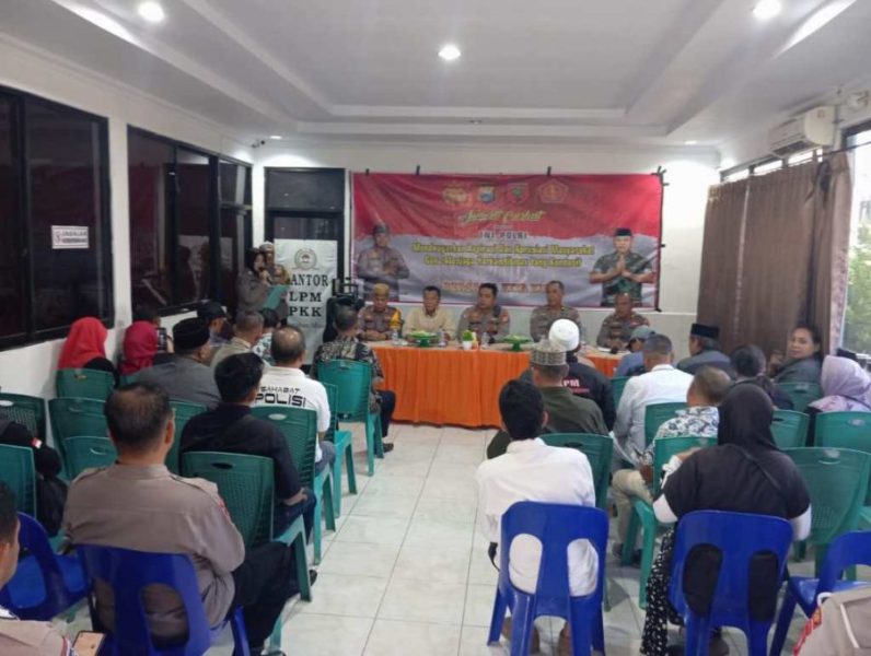 Jumat Curhat Polda Sulsel Sapa Warga Benteng Sombaoupu
