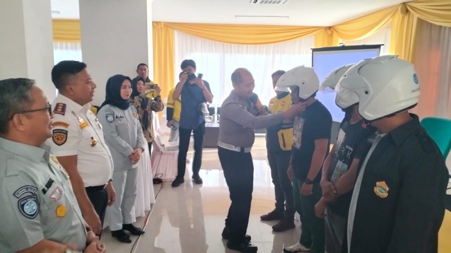 Selaku Narsum Edukasi Pasca Kecelakaan, Kasat Lantas Polres Parepare Bawakan Materi Seputar Penentuan Status Hukum Perkara Laka Lantas