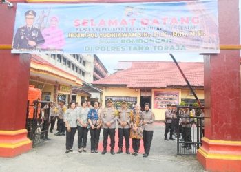 Kapolda Sulsel Irjen Pol. Yudhiawan Kunjungi Polres Tana Toraja, Berikan Arahan Kepada Personel dan Resmikan Gedung Reskrim