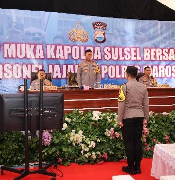 Kapolda Sulsel Kunjungi Polres Maros, Sampaikan Arahan Penting untuk Peningkatan Pelayanan dan Keamanan