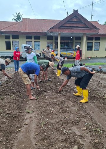 Polsek Libureng manfaatkan halaman Mako Dukung Ketahanan Pangan nasional