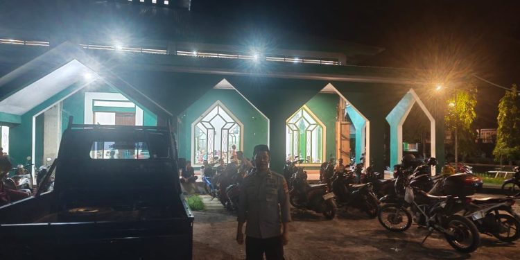 Personel Polres Jeneponto melaksanakan pengamanan antisipasi gangguan kamtibmas