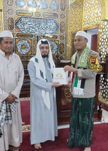 Polres Palopo menggelar Tahsin Al-Qur’an di Masjid Hidayatul Ikhlas