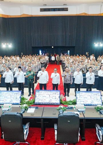 Kapolri Paparkan Persiapan dan Kesiapan Pengamanan Lebaran 2025 ke Menko Polkam
