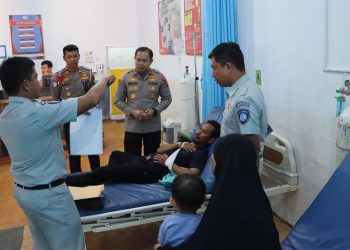 Kapolres Luwu Jenguk Korban Kecelakaan Bus, Pastikan Mendapat Santunan Dan Penanganan Optimal