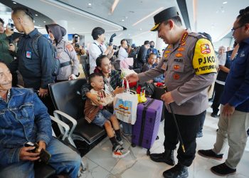 Tinjau Pelabuhan Merak, Kapolri Sebut Terjadi Penguraian Kepadatan Imbas Kebijakan Diskon Tiket dan WFA