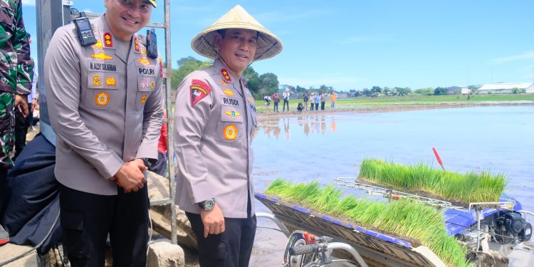 Kapolda Sulsel Hadiri Gerak Tanam Raya Padi Serentak, Dukung Ketahanan Pangan Nasional