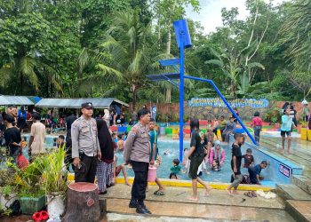 Kanit Binmas Polsek Barebbo Bersama Anggota Lainya. pantau Lokasi Objek Wisata Rindu Alam ,, Apala