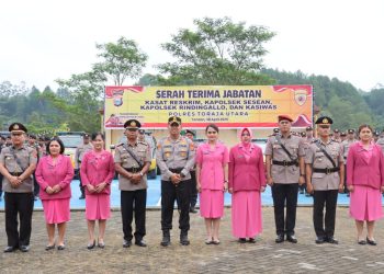 3 Pejabat Berganti, AKBP Stephanus Luckyto Pimpin Upacara Sertijab di Lingkungan Polres Toraja Utara