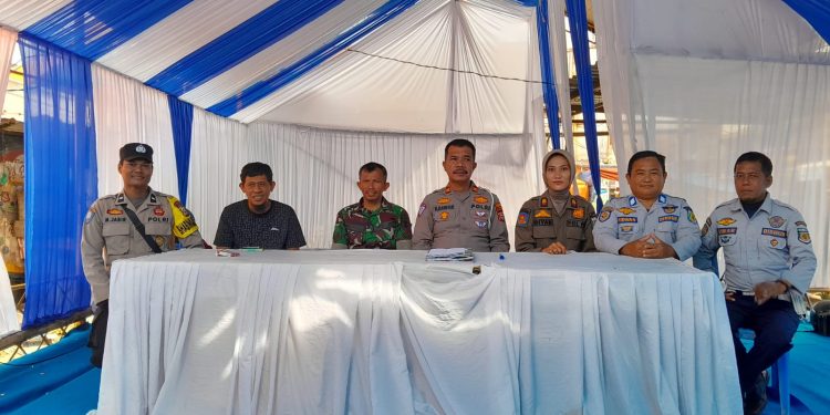 Ops Ketupat 2025: Pengamanan Pasar Sentral Pinrang Pasca Lebaran Berlangsung Kondusif