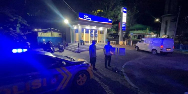 Jamin keamanan di hari libur, Polsek Enrekang Patroli obyek vital dan lokasi rawan gangguan kamtibmas