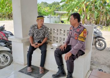 Bhabinkamtibmas Salipolo Gencarkan Sambang Warga, Ajak Jaga Kamtibmas