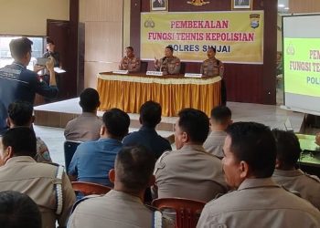 Teguhkan Integritas, Kapolres Sinjai Beri Pembekalan Tehnis Kepada Bintara Yang Menjabat Perwira