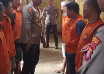 Kapolres Enrekang AKBP Hari Budiyanto Gelar Inspeksi Ruang Tahanan, Pastikan Tahanan Aman, Lengkap dan Kesiapsiagaan Personil