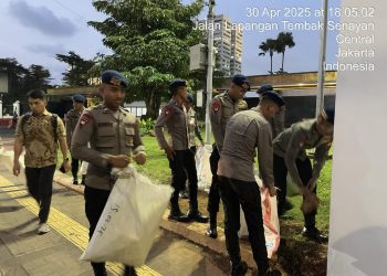 Brimob Polda Metro Sisir Sejumlah Titik Sekitar Komplek DPR/MPR