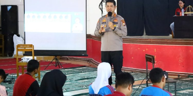 Kapolrestabes Makassar Motivasi Calon Paskibraka: “Kalian Adalah Generasi Emas Indonesia”