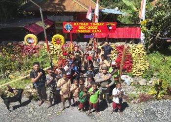 Ops Damai Cartenz-2025 Pererat Kebersamaan dan Motivasi Anak-anak di Kulirik