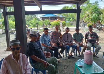Bhabinkamtibmas Desa Padangloang Lakukan Silaturahmi dan Sampaikan Pesan Kamtibmas di Rumah Duka