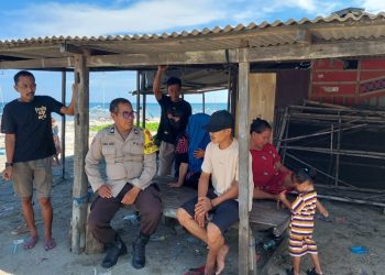 BHABINKAMTIBMAS KELURAHAN PALLAMEANG SAMBANG WARGA, TINGKATKAN KEWASPADAAN DAN PESAN KAMTIBMAS